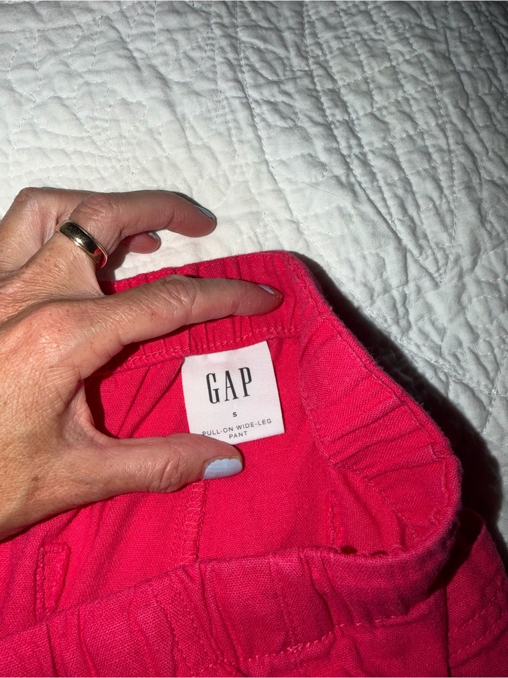 GAP Women's Pull-On Wide-Leg Jeans — Bright Pink
